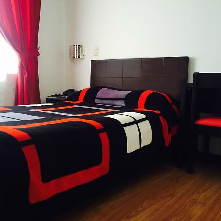 Hotel San Jose อิปิอาเลส ภายนอก รูปภาพ
